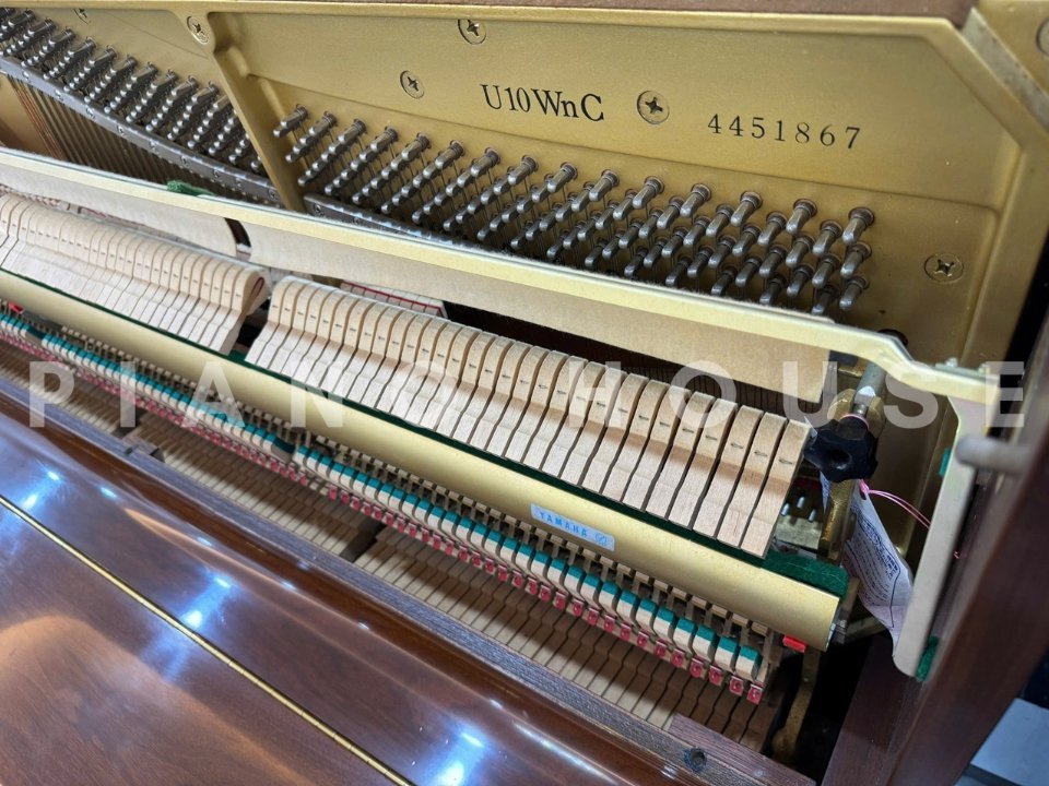 Chi tiết đàn YAMAHA U10 WnC - Hình 4